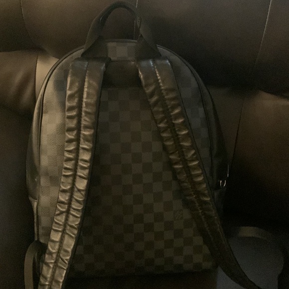 Louis Vuitton backpack - Picture 2 of 2